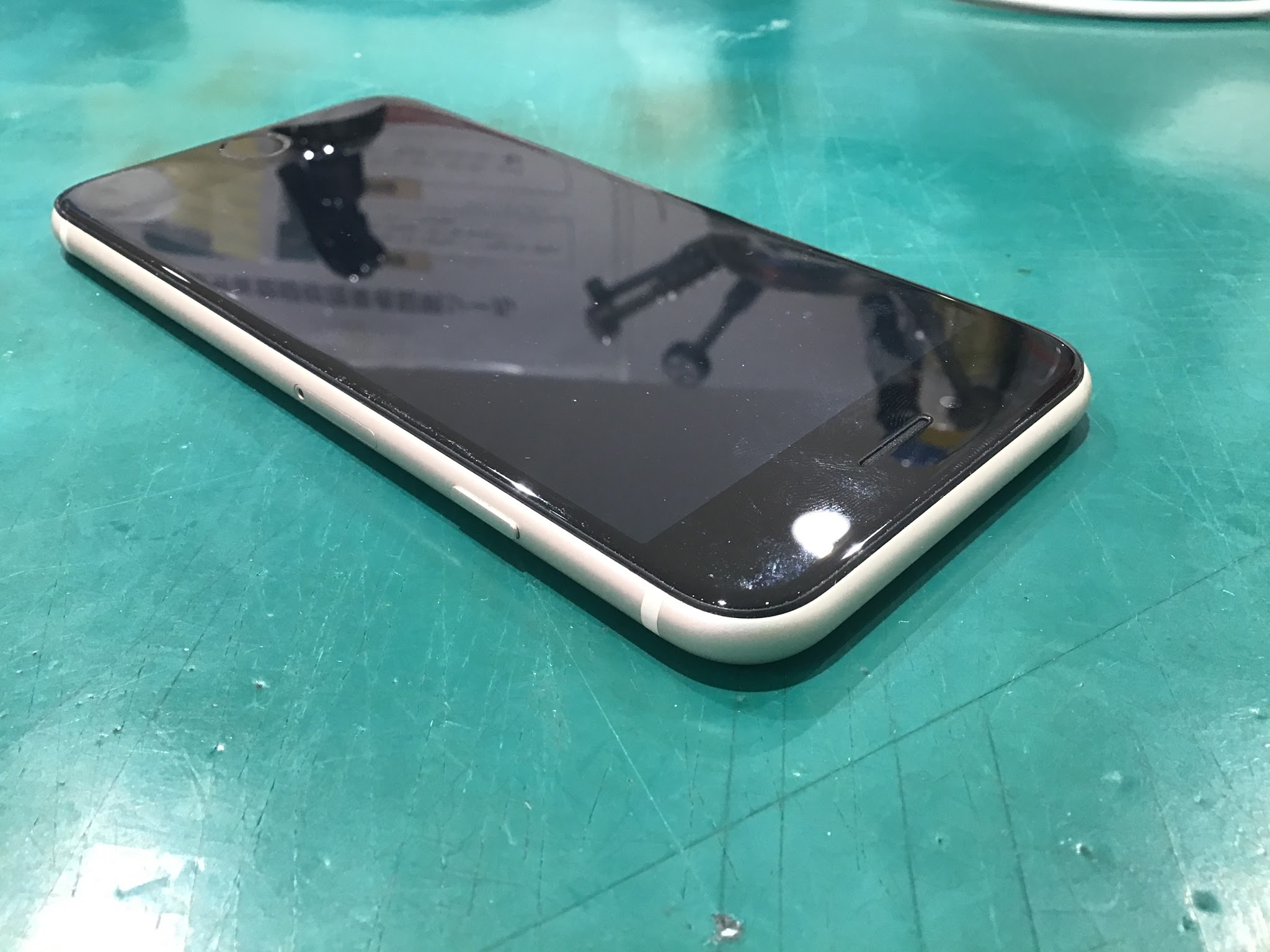 iPhoneSE第3世代のバッテリー交換を行いました。【スマホ修理工房西八王子店】